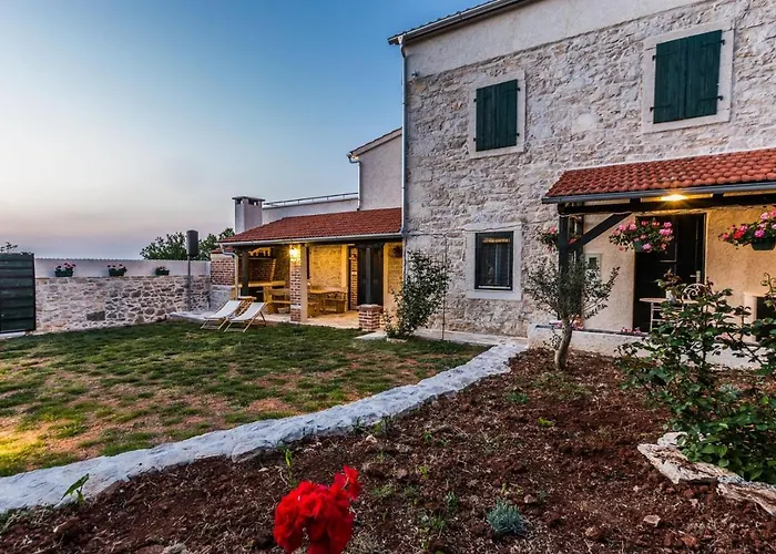 Martin And Casa de hóspedes