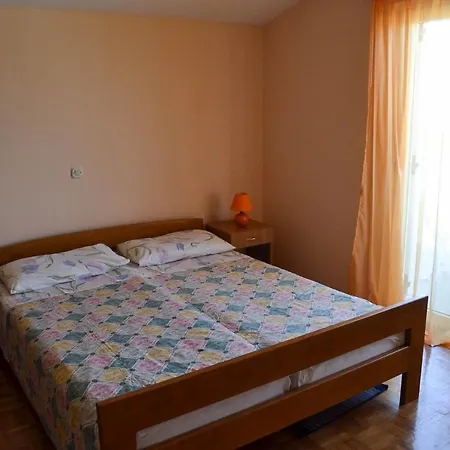 Konukevi Martin And 3*