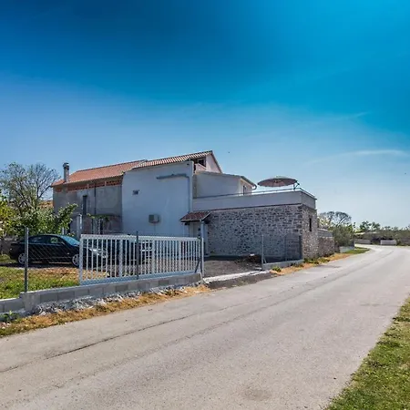 Martin And 게스트하우스